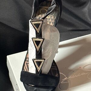 Jessica Simpson Black Sandals with Triangle Embellishments
